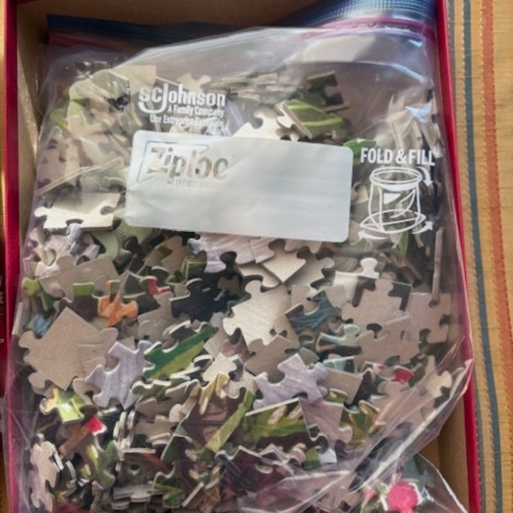 The Cornell Lab of Ornithology Puzzle – Black-capped Chickadee (500 pcs) - Picture 2 of 2
